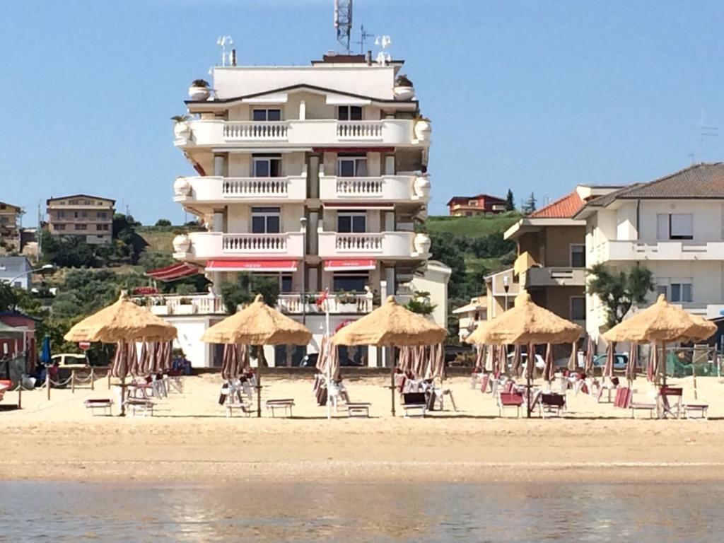 Hotel Guerra Francavilla Al Mare Exterior foto